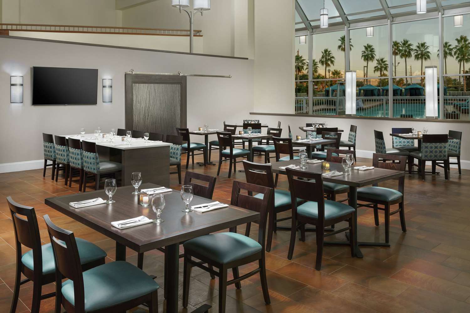 DoubleTree by Hilton Orlando Airport 1