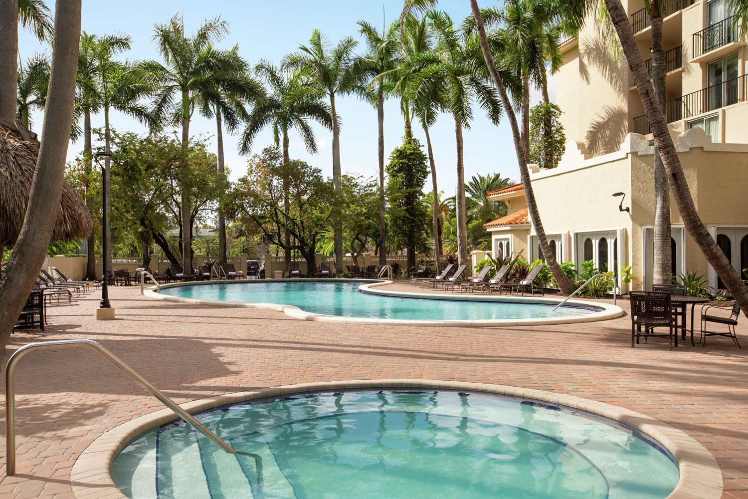 Embassy Suites by Hilton Miami International Airport 1