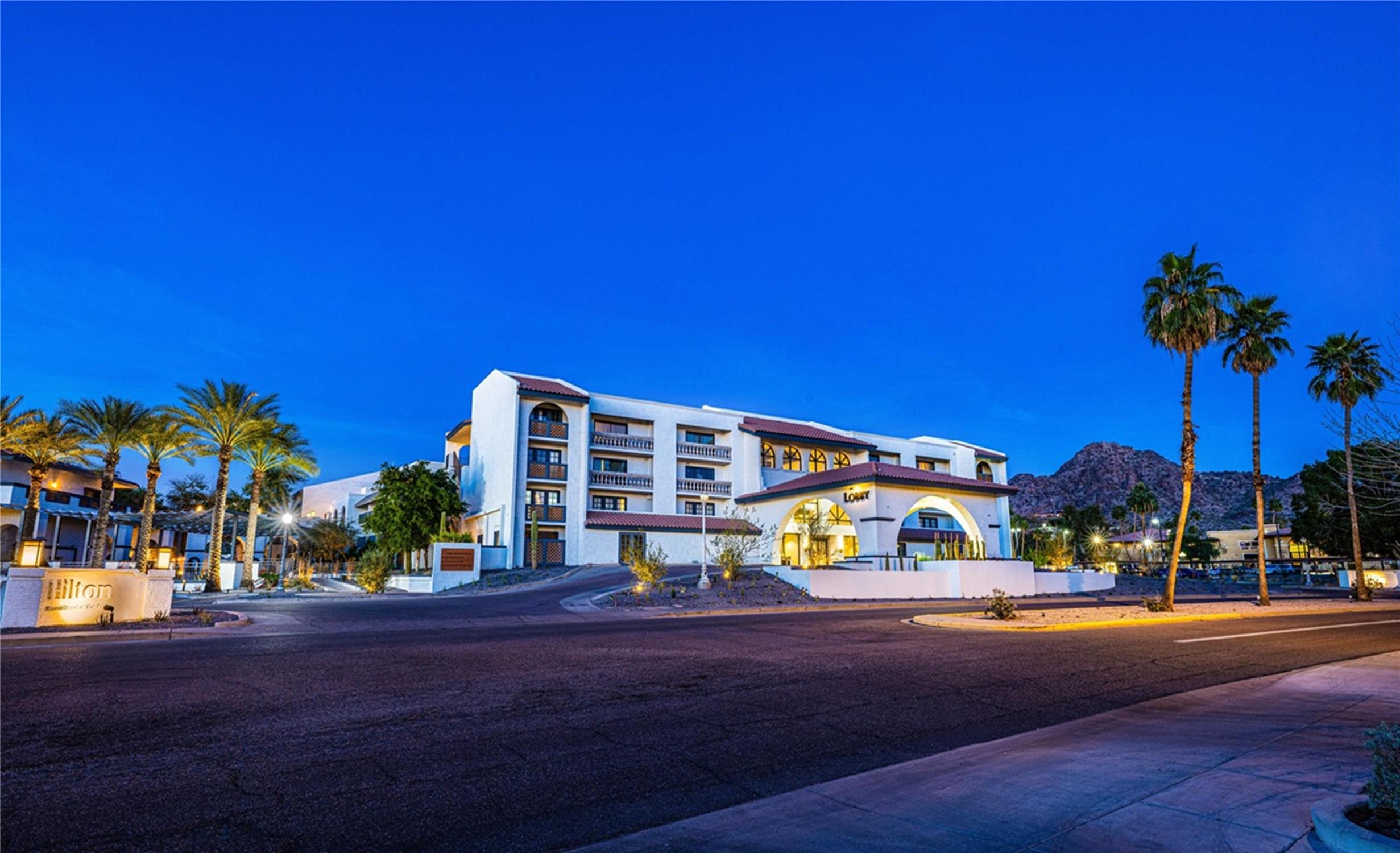 Hilton Phoenix Resort at the Peak 2