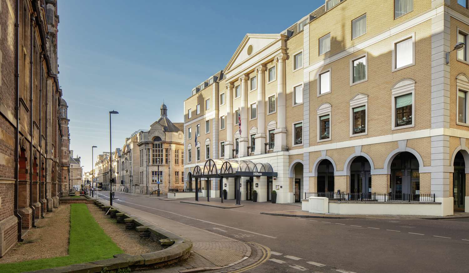 Hilton Cambridge City Centre 2