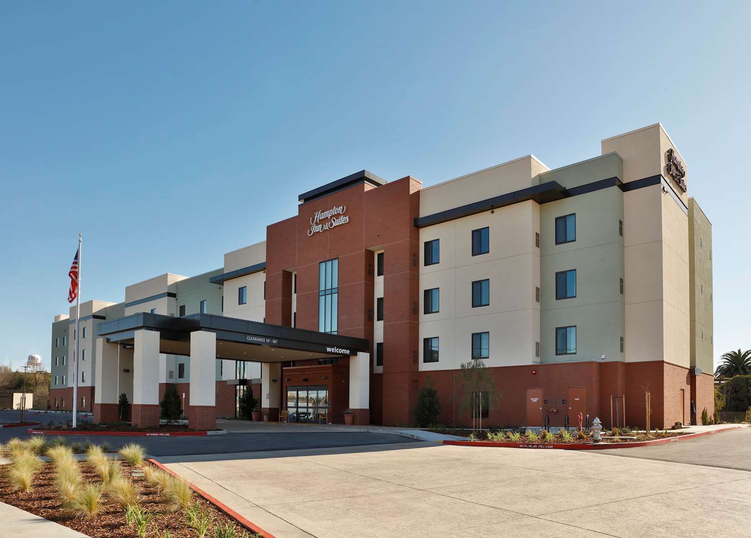 Hampton Inn & Suites Sacramento at CSUS 1