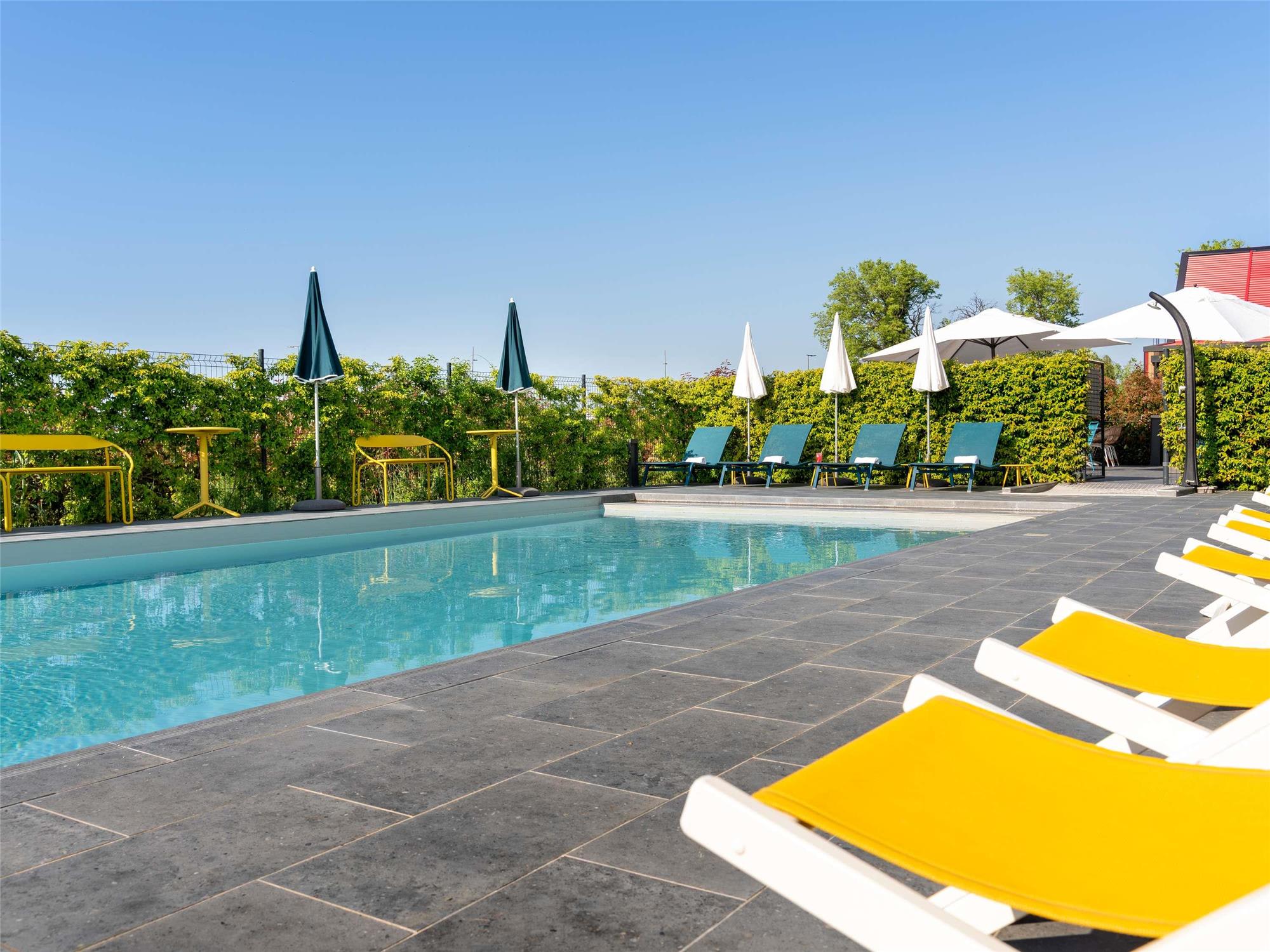 Ibis Styles Miramas 1
