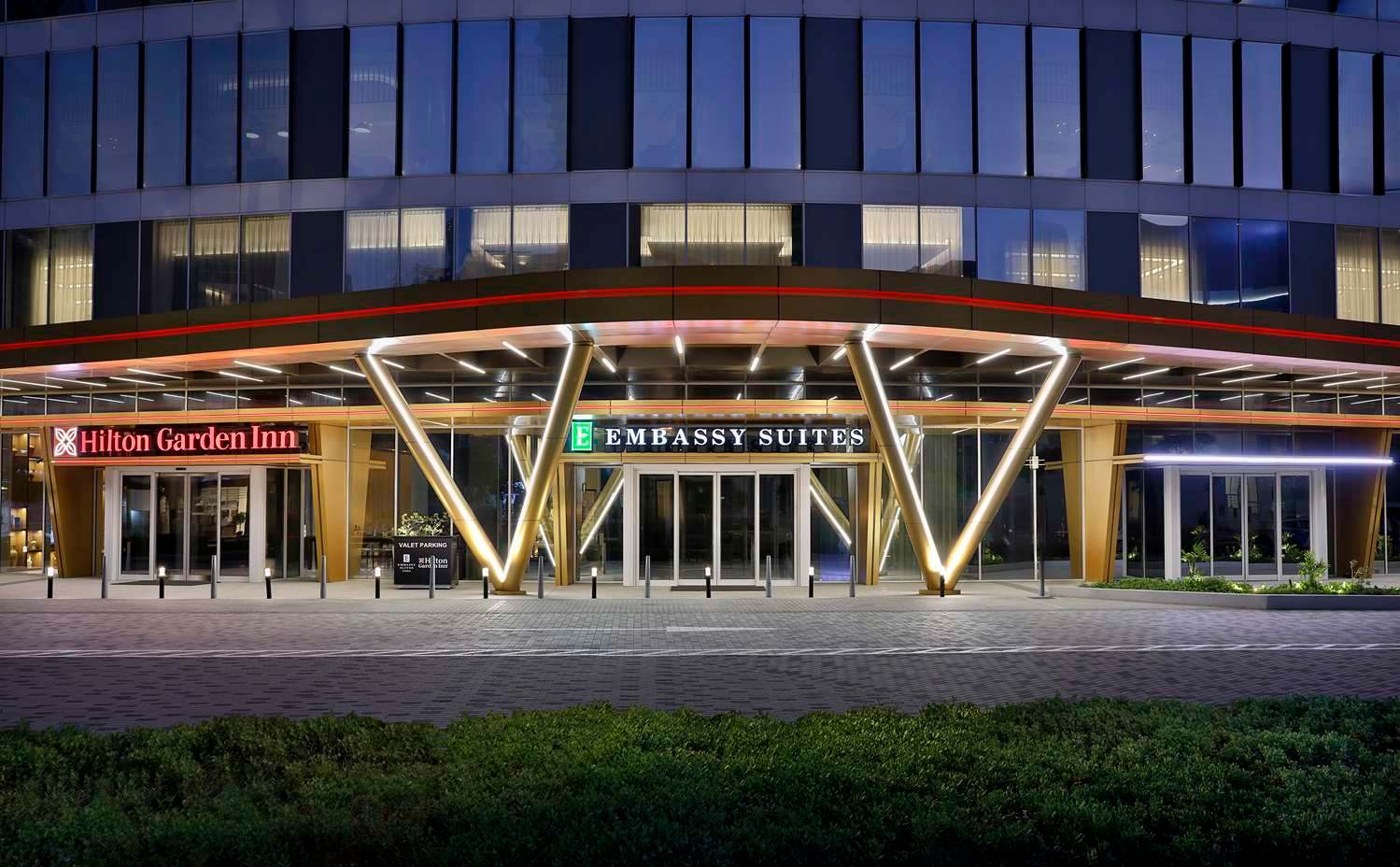 Embassy Suites By Hilton Dubai Business Bay 2