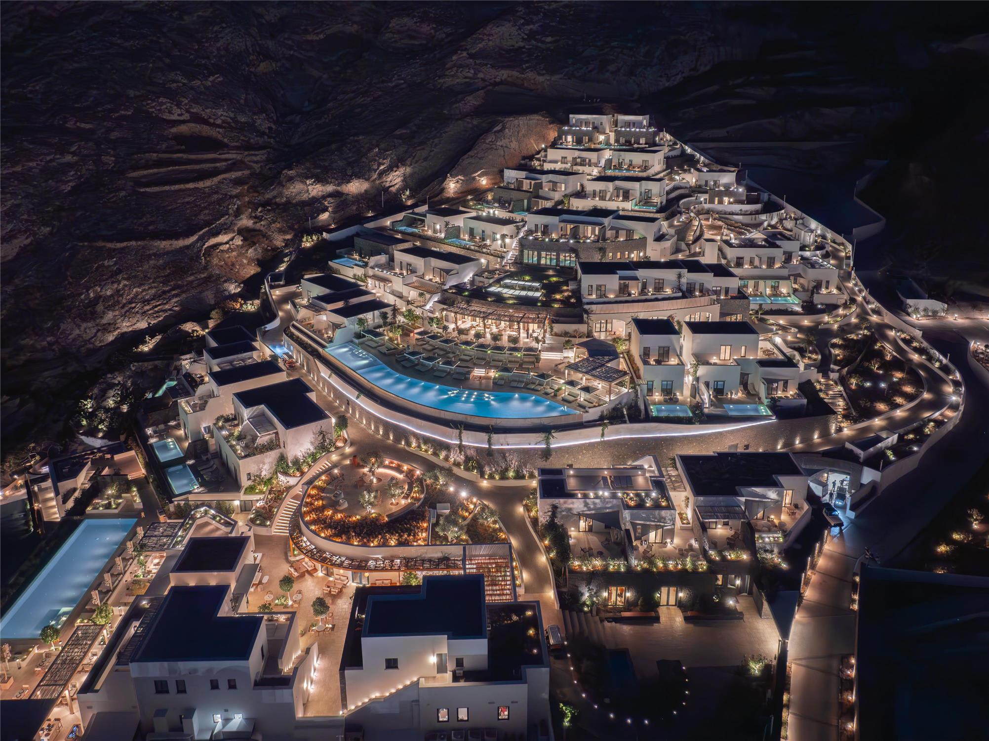 Sandblu Santorini, LXR Hotels 2