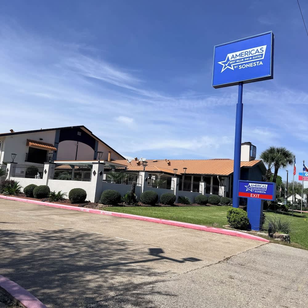 Americas Best Value Inn & Suites-Alvin/Houston 1