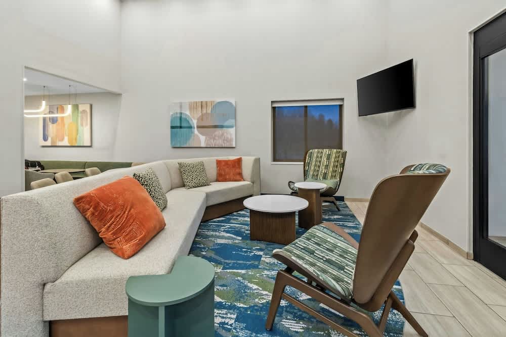 Springhill Suites Pittsburgh Airport 2