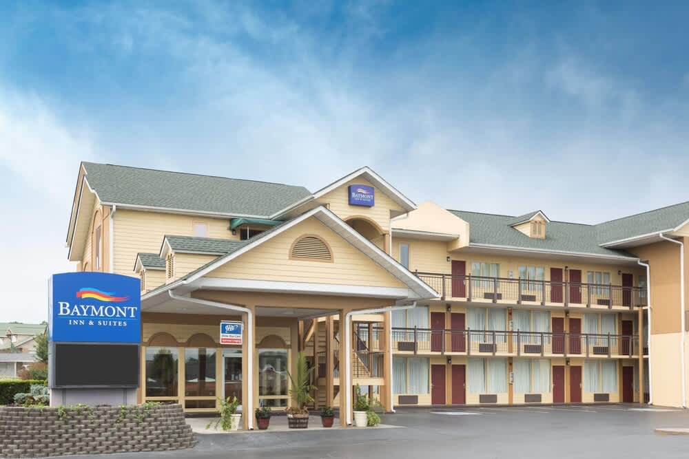 Baymont by Wyndham Sevierville Pigeon Forge 1