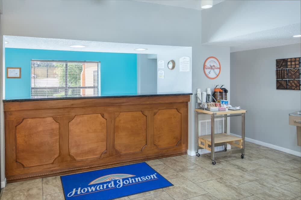 Howard Johnson by Wyndham Vicksburg 2