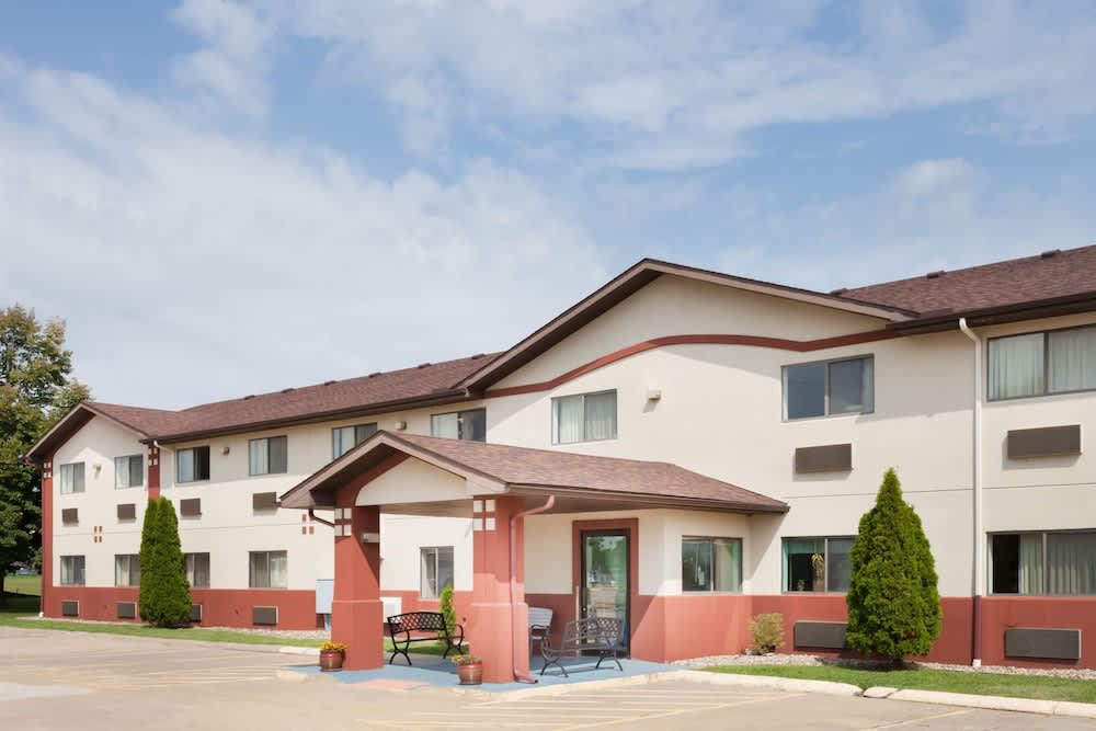 Super 8 by Wyndham Washington/Peoria Area 1