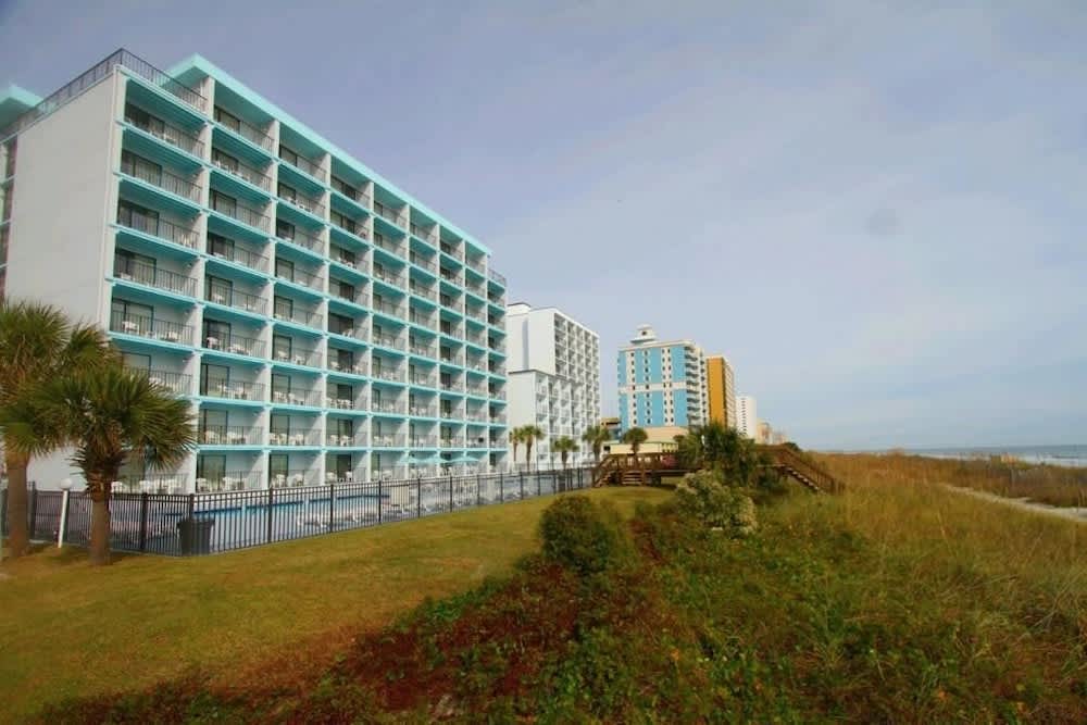 Tropical Seas Hotel 1