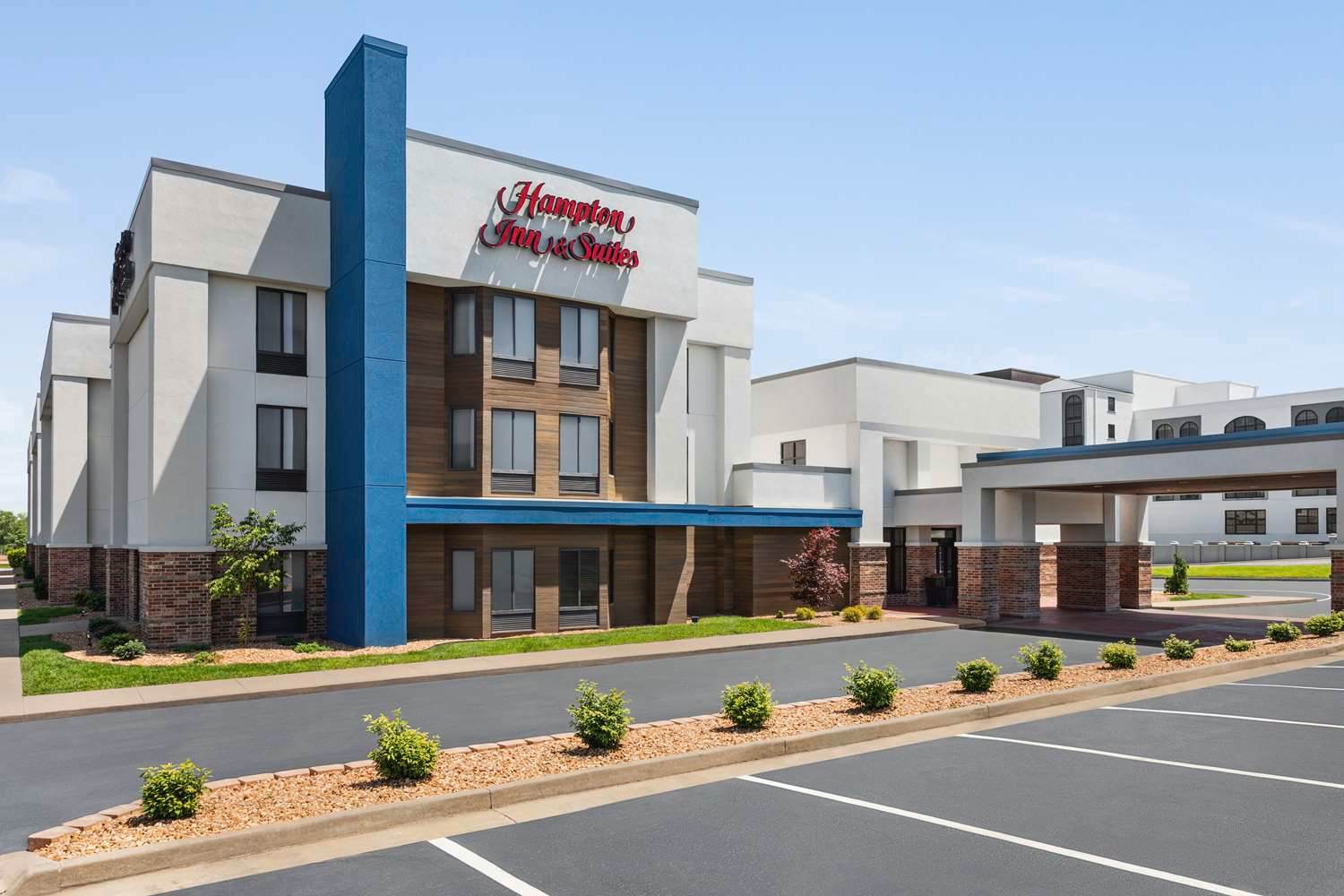 Hampton Inn & Suites Springfield, MO 2