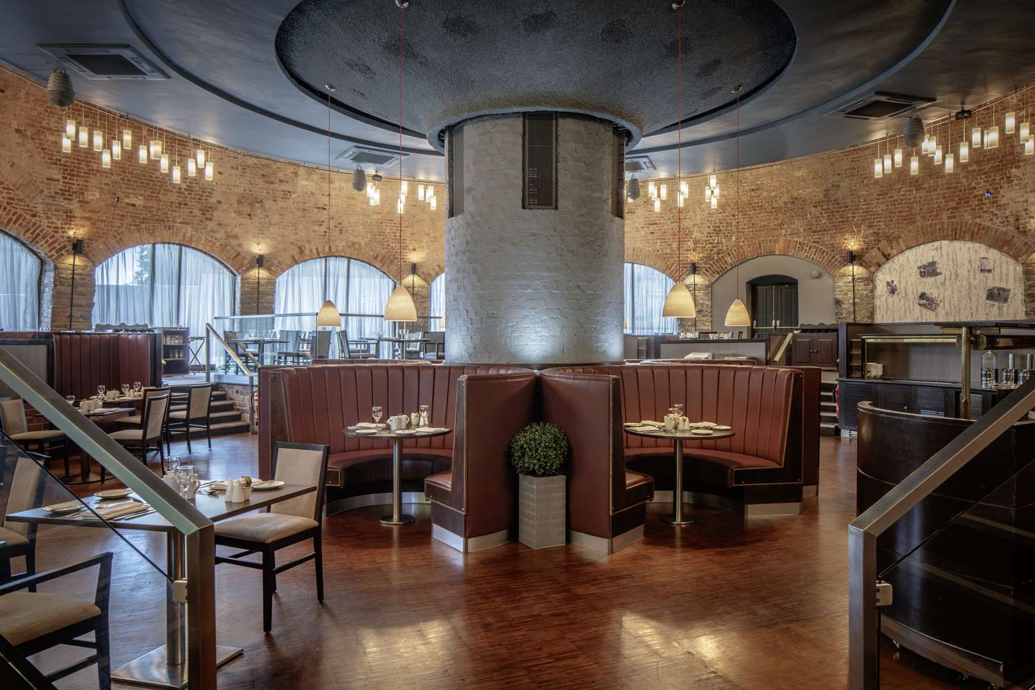 DoubleTree by Hilton Bristol City Centre 1