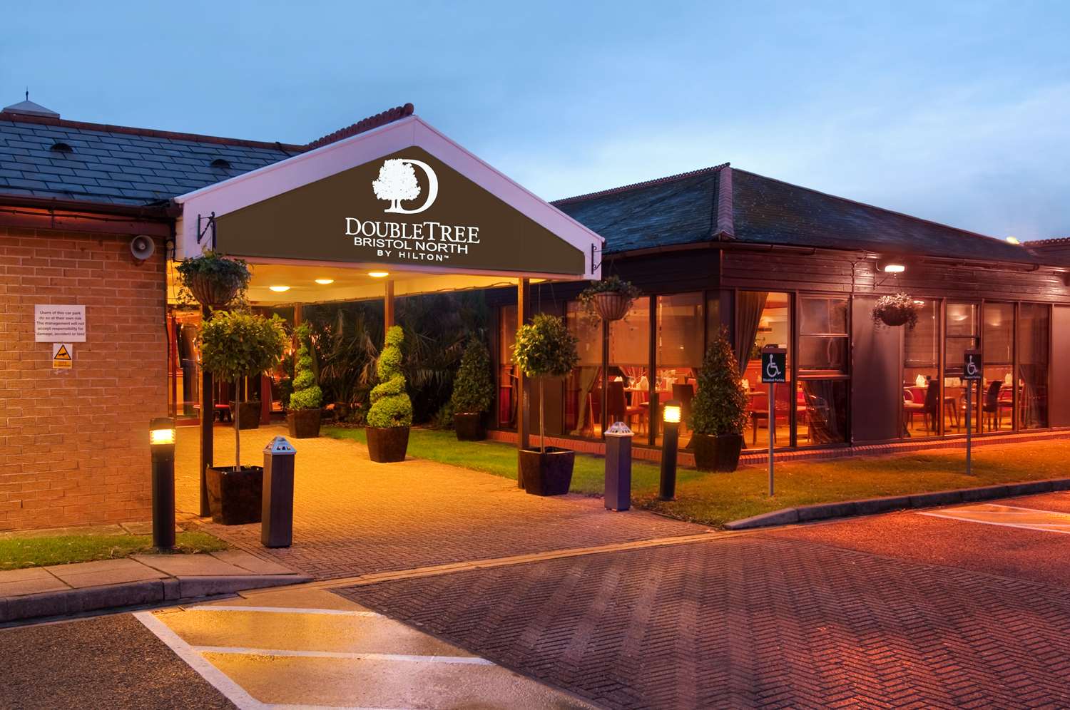 DoubleTree by Hilton Bristol North 1
