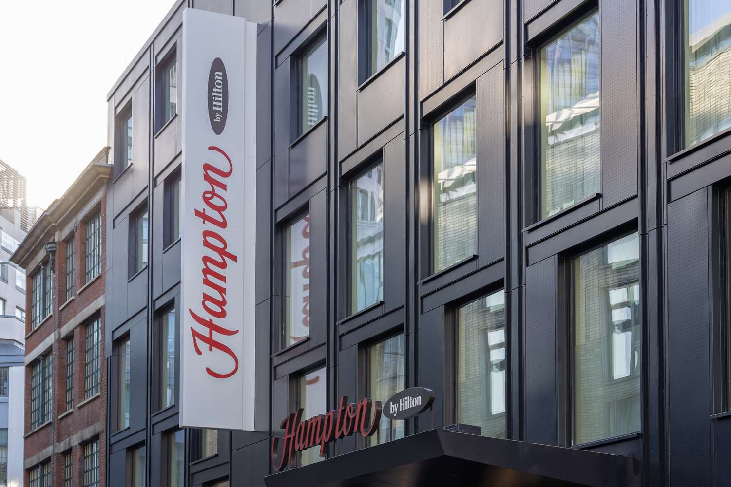 Hampton By Hilton London Old Street 2