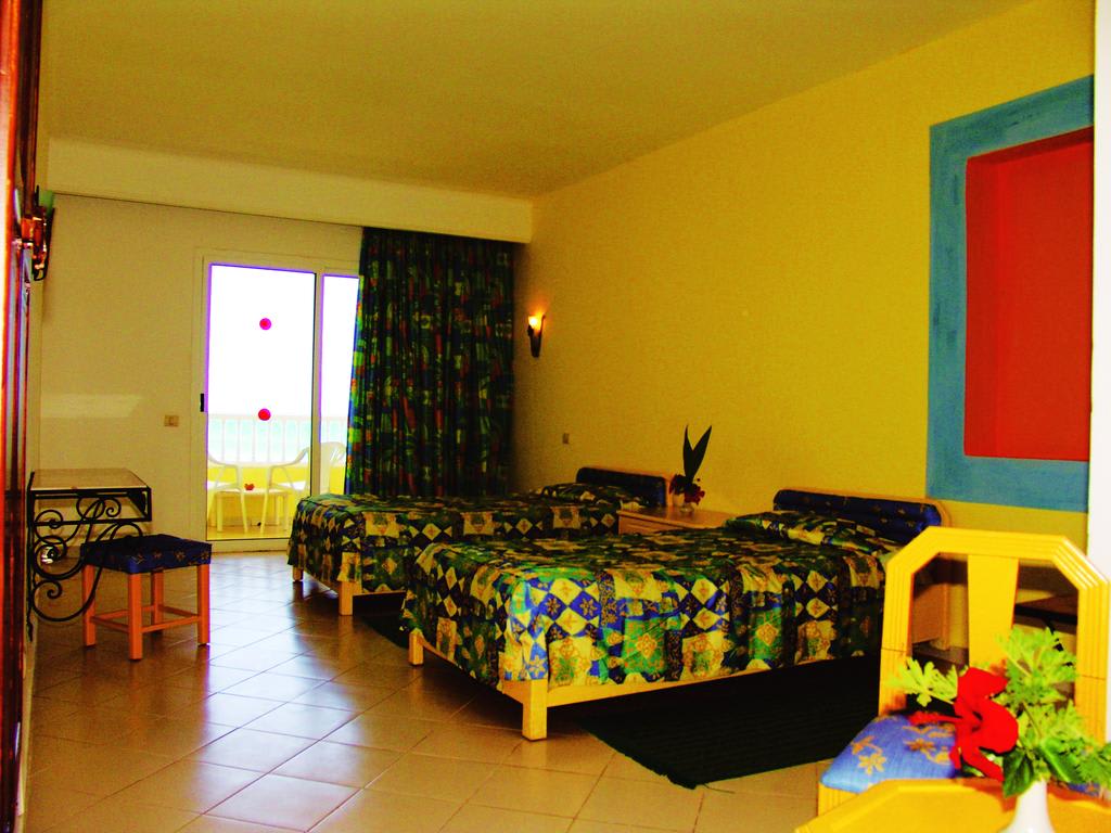 Caribbean World Mahdia 2