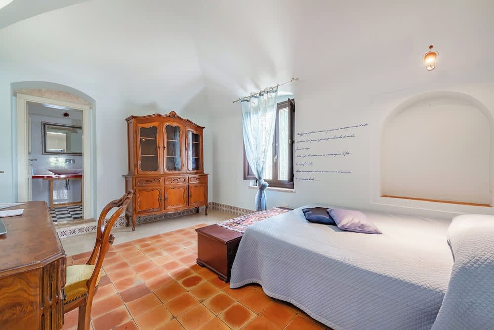 Nella Apartment With Pool 2