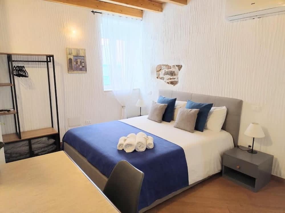 Holmann Suite & Rooms 1