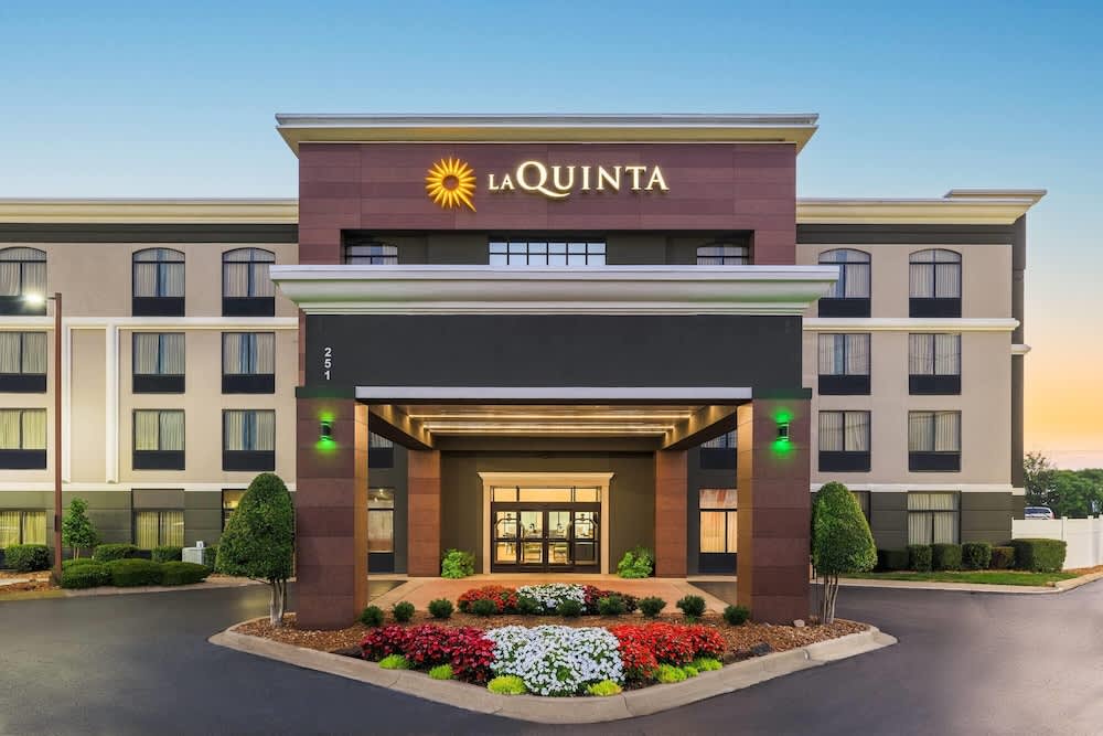 La Quinta by Wyndham Clarksville 1