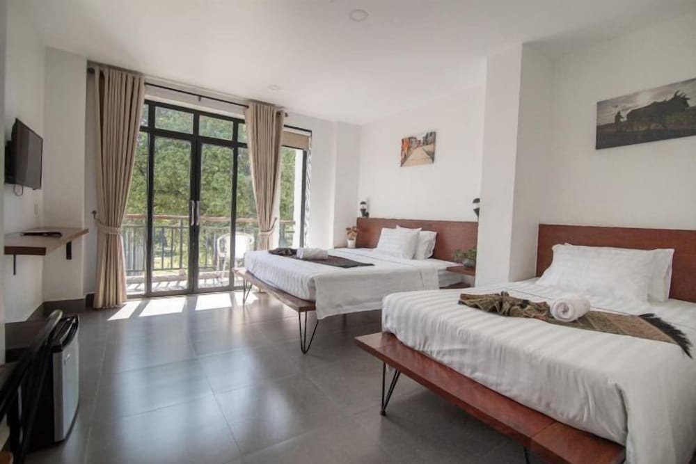 Pooltop Phnom Penh 2