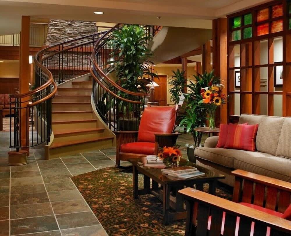 Avila Village Inn 2