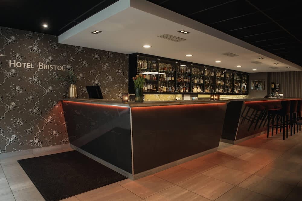 Home Hotel Bristol 2