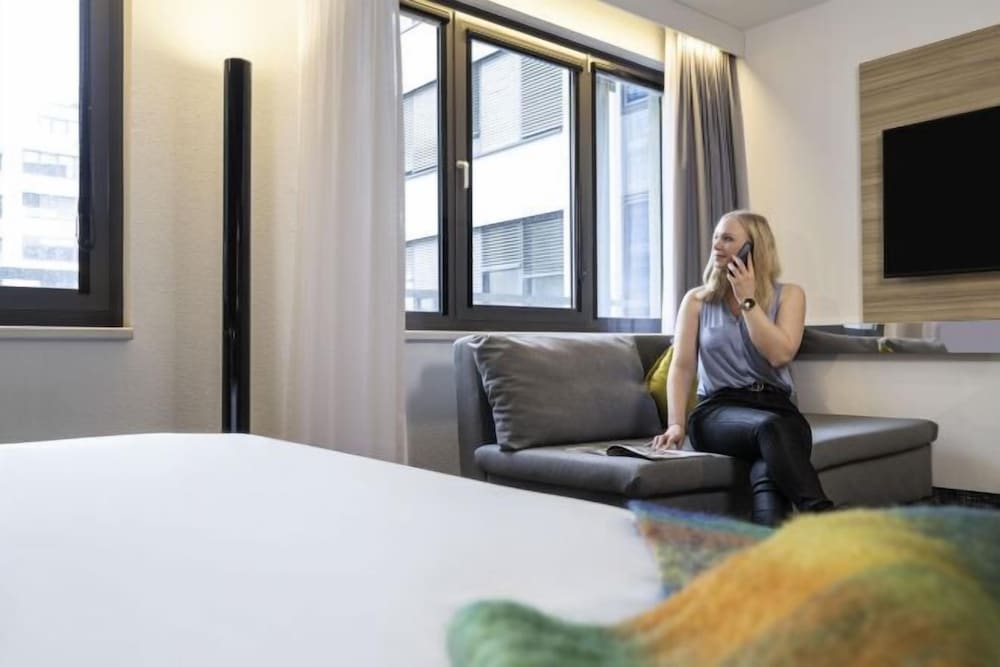 Novotel Suites Wien City Donau 2