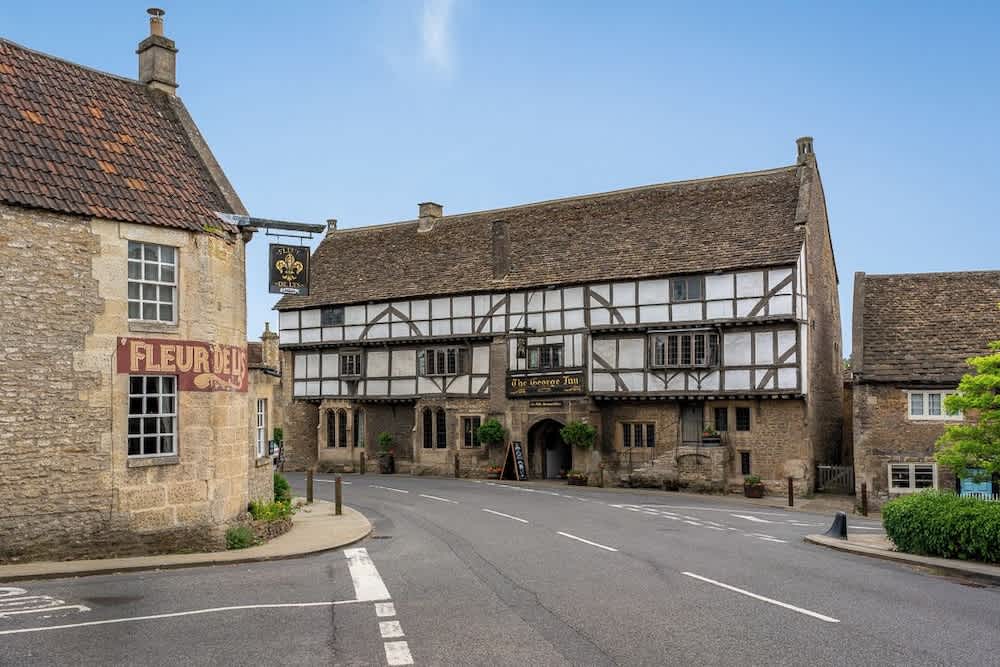 The George Inn & Plaine 1