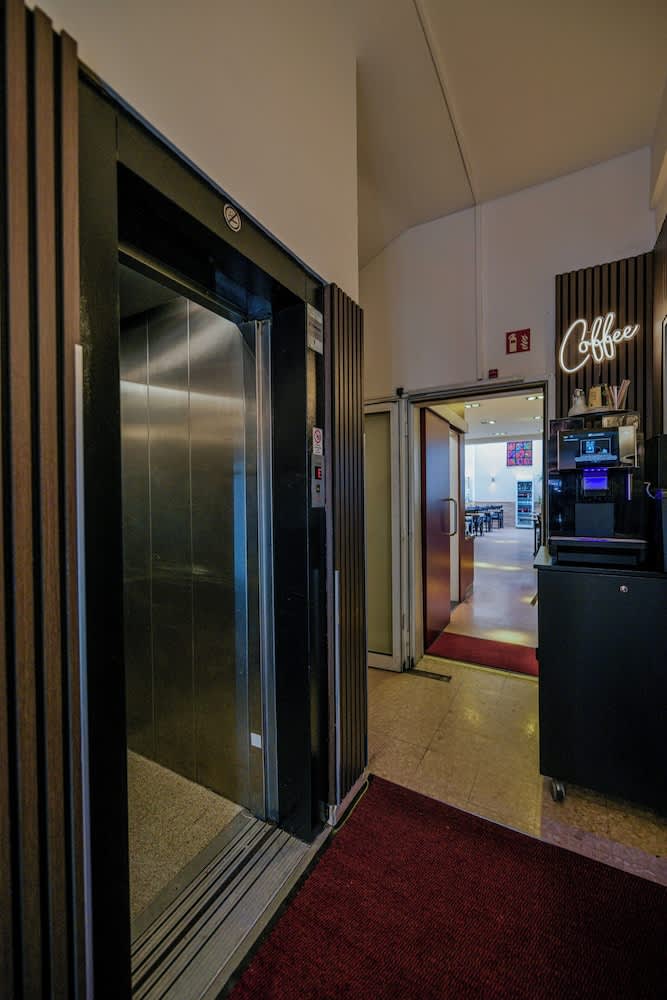 Hotel Münchner Hof - Frankfurt Central 1