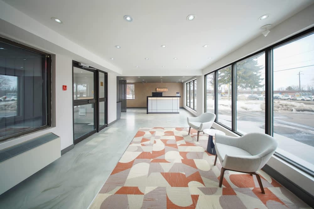 Ramada by Wyndham Kingston 2