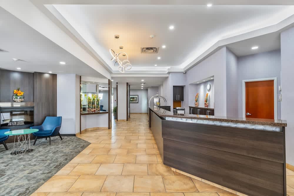 Quality Inn & Suites 2