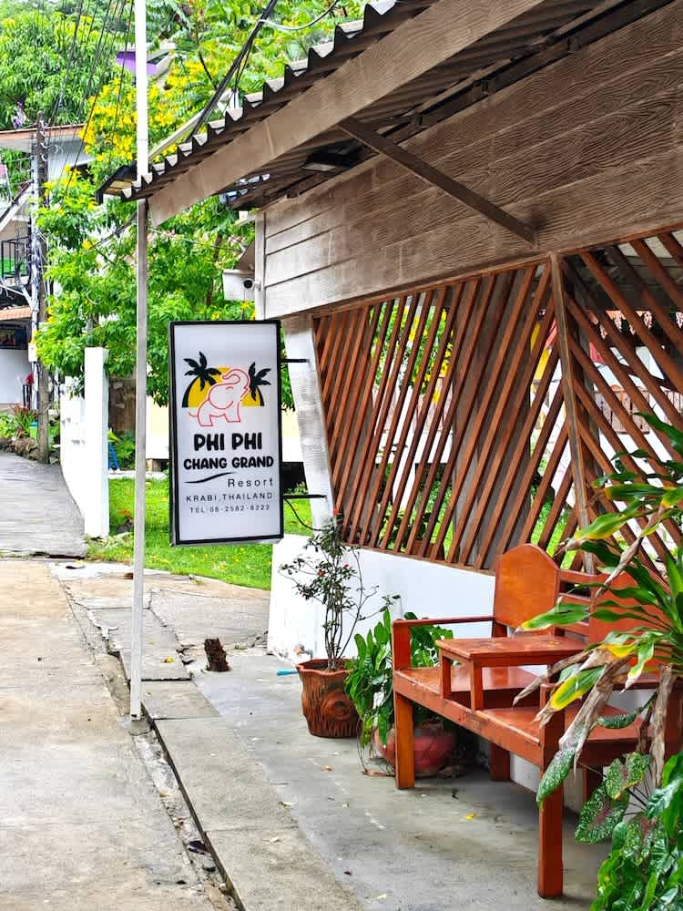 Phi Phi Chang Grand Resort 2