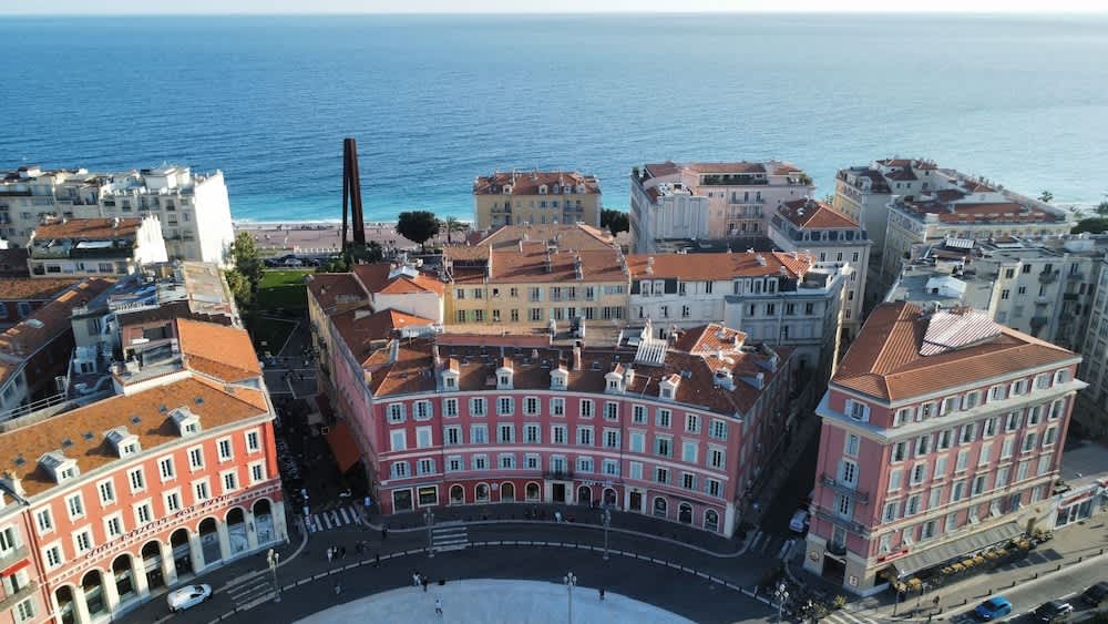 Hotel De La Mer 1