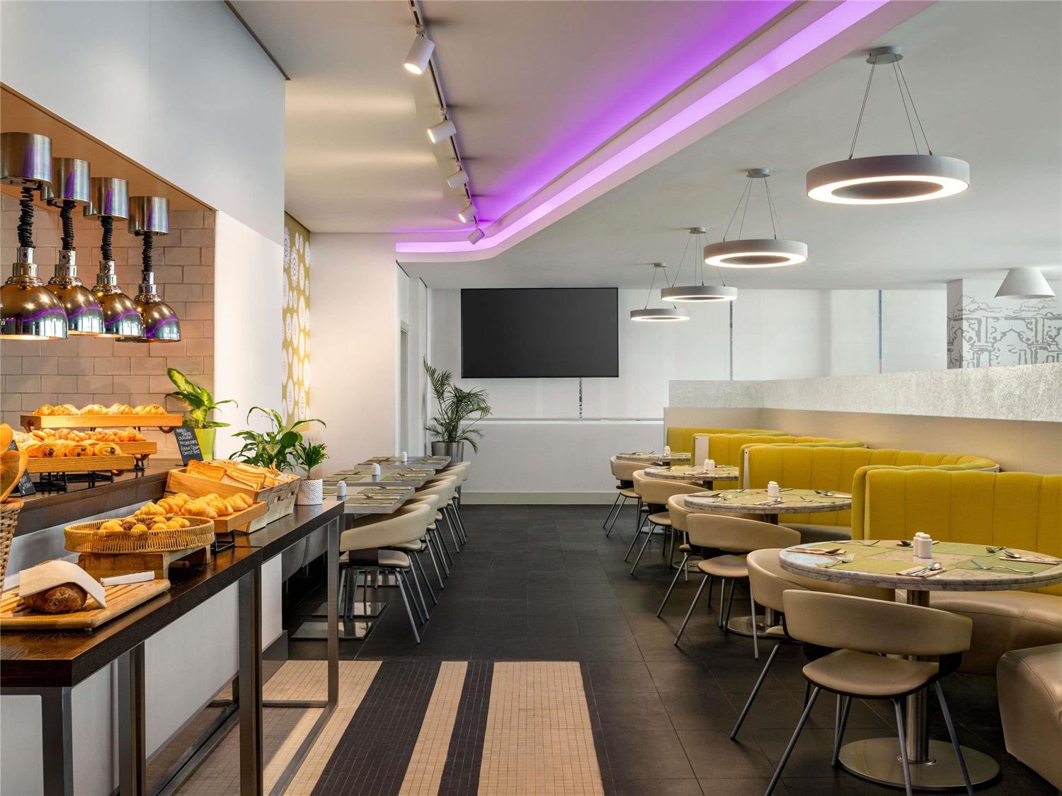 ibis Styles Sharjah 2