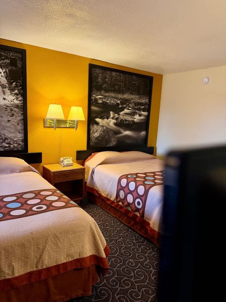 Super Inn 1