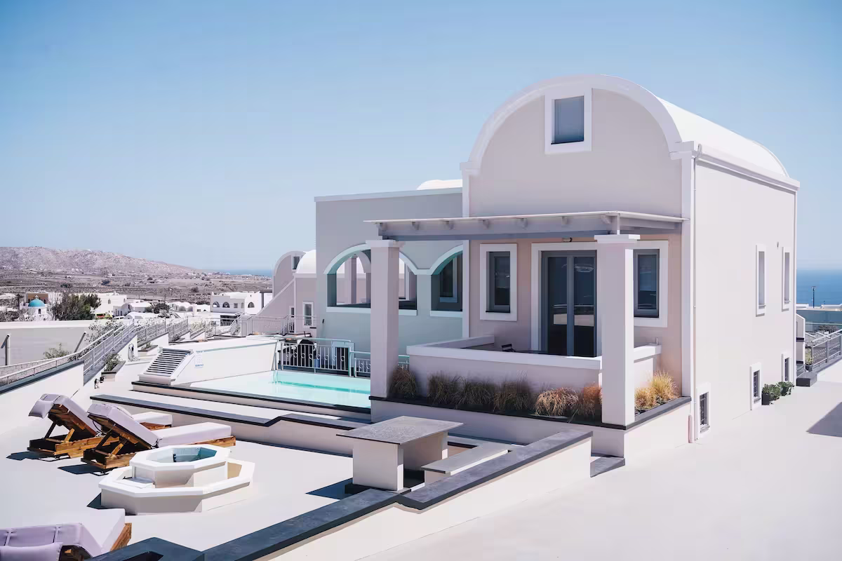 The Noverian Bios Caldera Sunset Suites 2
