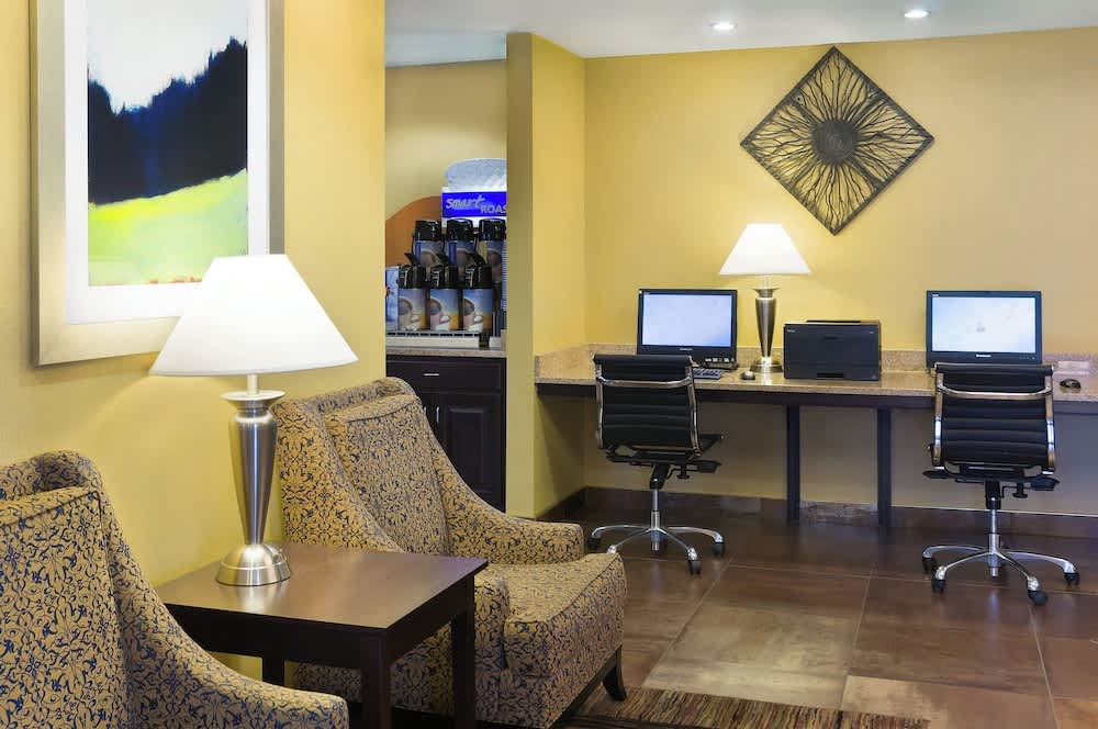 Holiday Inn Express & Suites SANDY - SOUTH SALT LAKE CITY by IHG 1