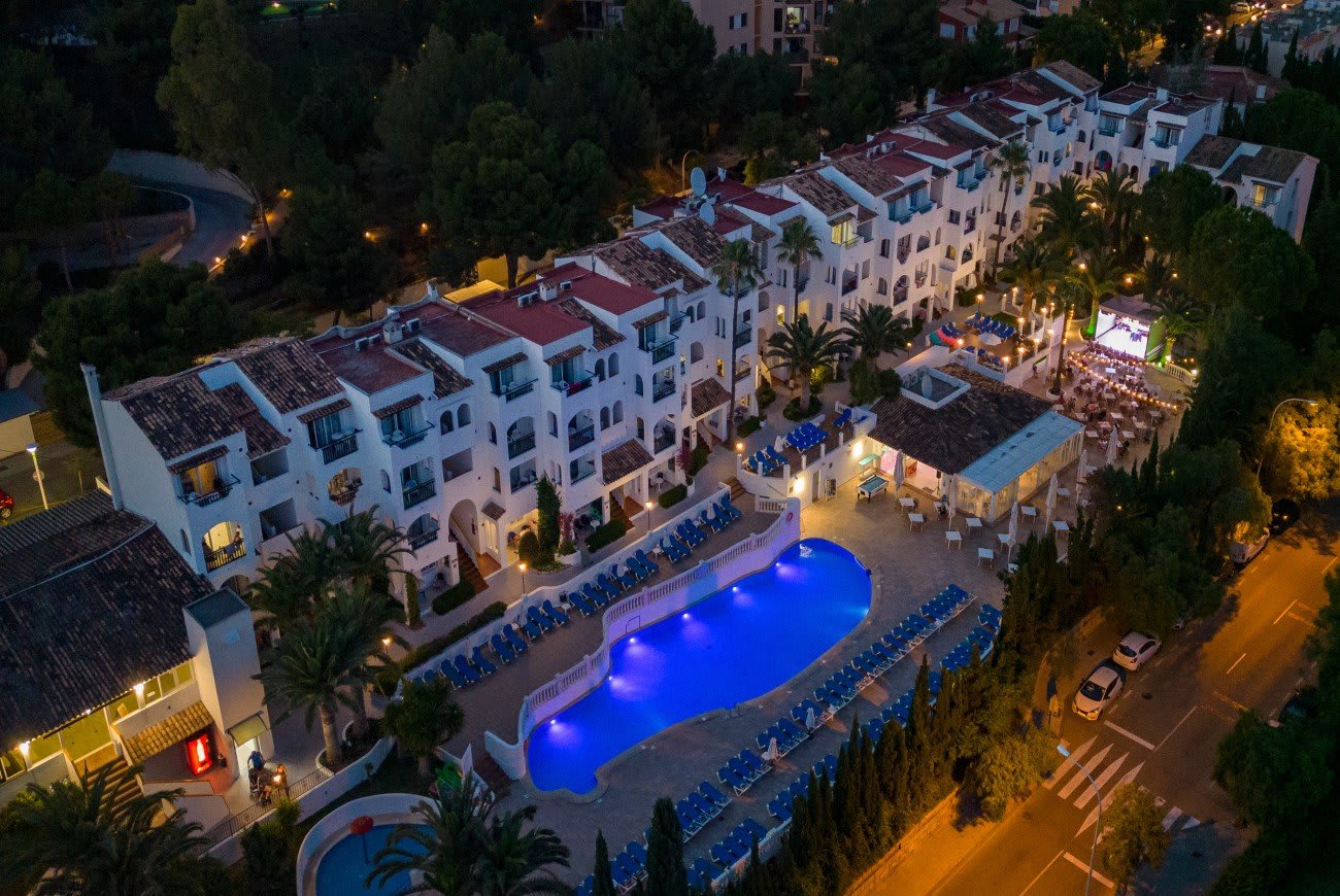 Aparthotel Holiday Center 2