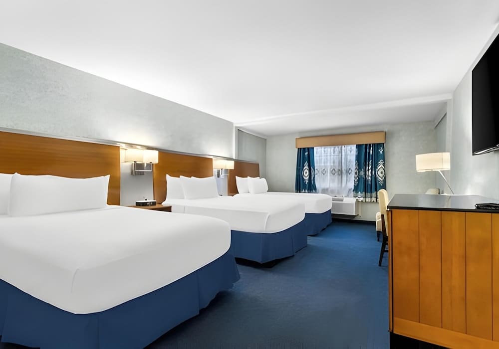 SureStay by Best Western Bakersfield Central 1