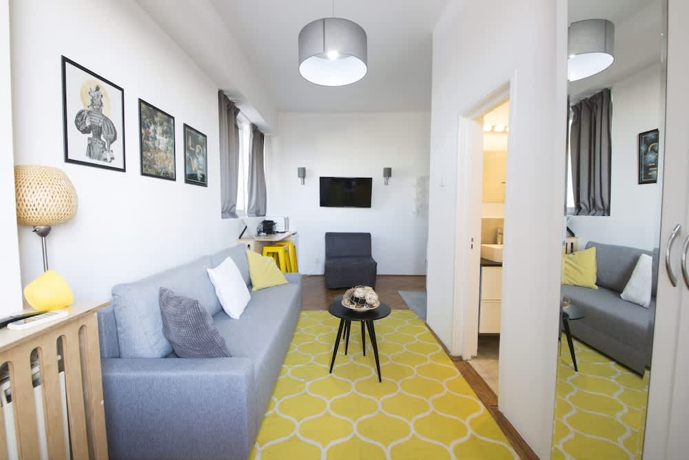 Unirii Center Apartments by Olala Homes 1