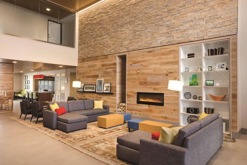 Country Inn & Suites by Radisson, Lawrence, KS 2