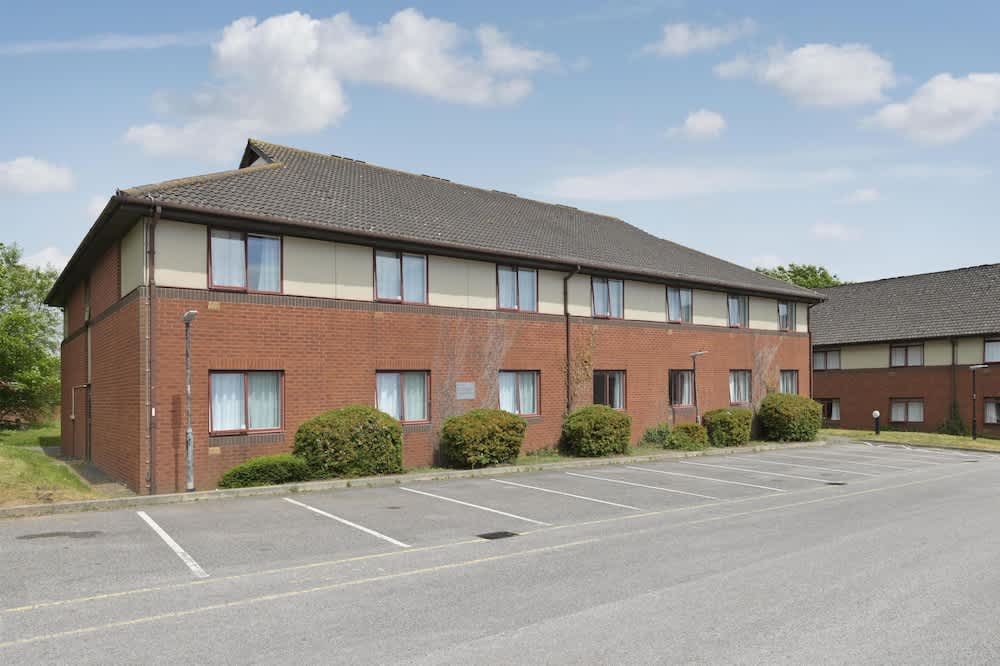 Travelodge Exeter M5 1