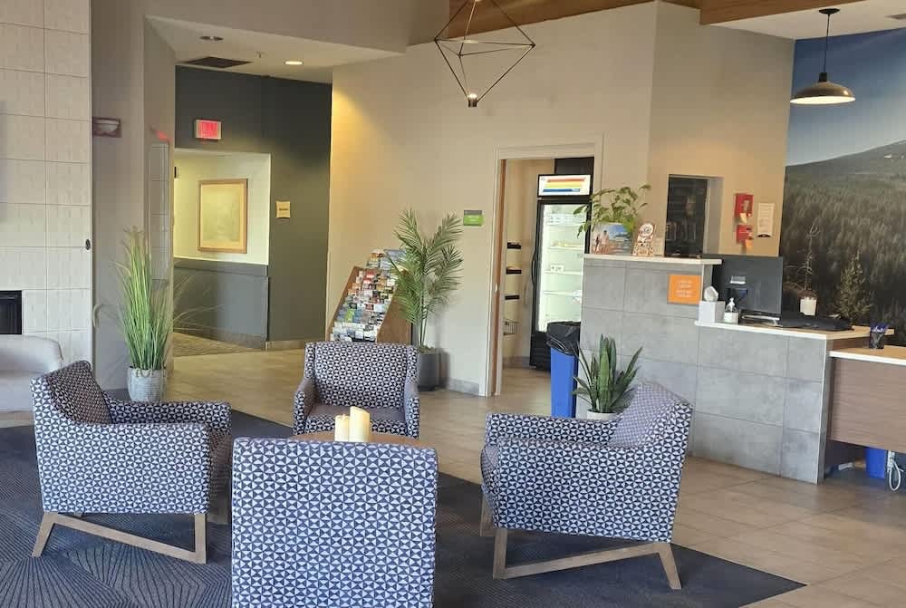 La Quinta Inn by Wyndham Bend 2