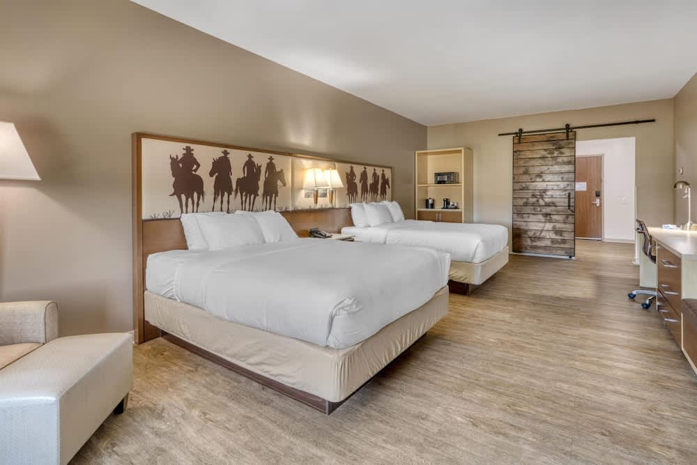 Best Western Bandera Suites & Saloon 1