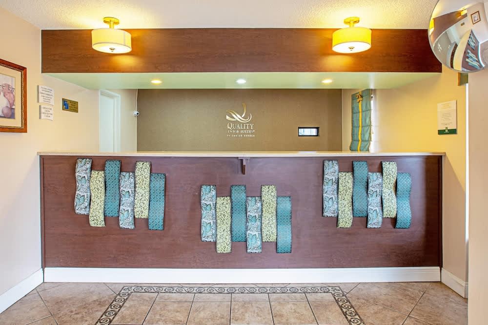 Quality Inn & Suites Live Oak I-10 Exit 283 2
