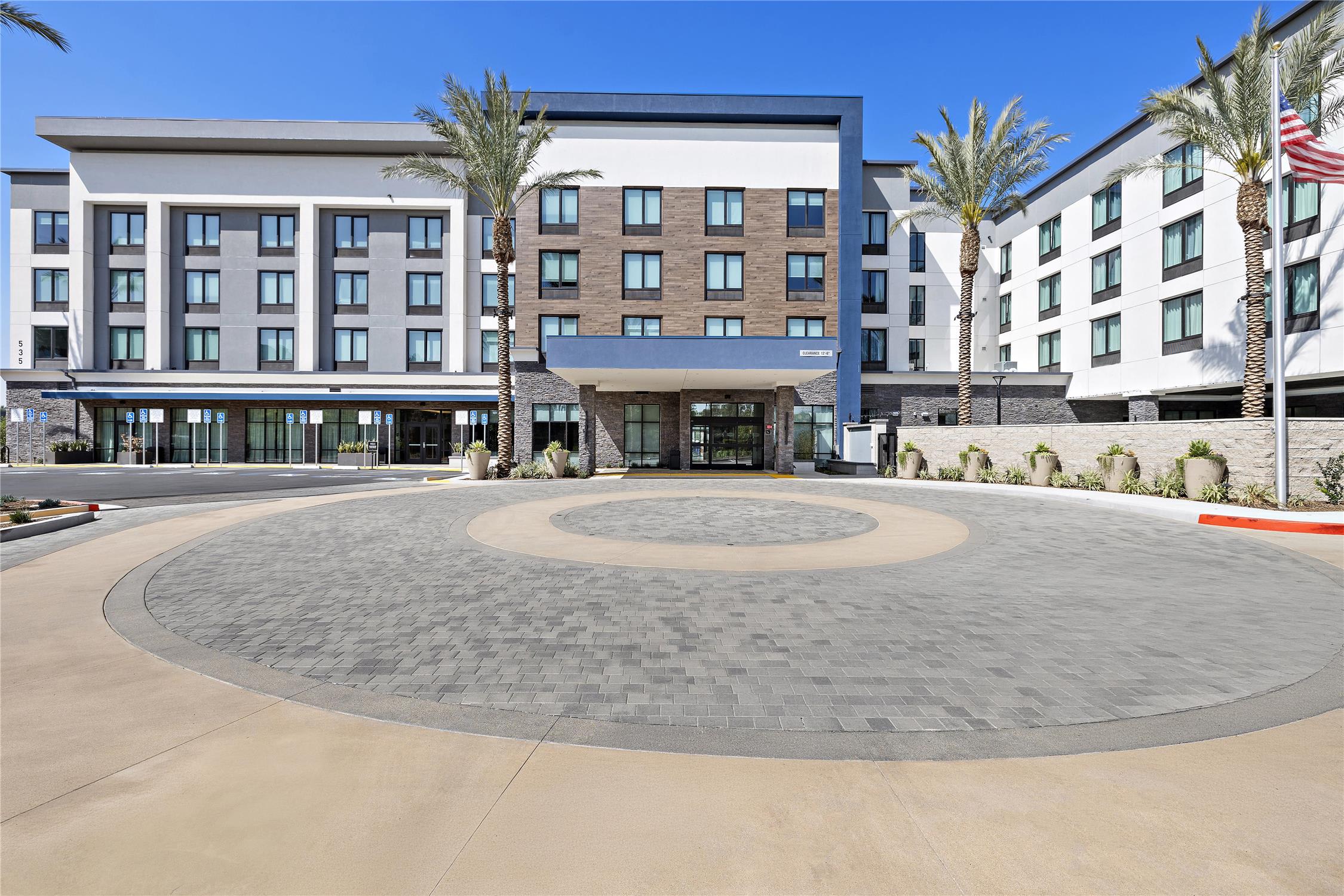 Hampton Inn By Hilton Ontario Airport 1