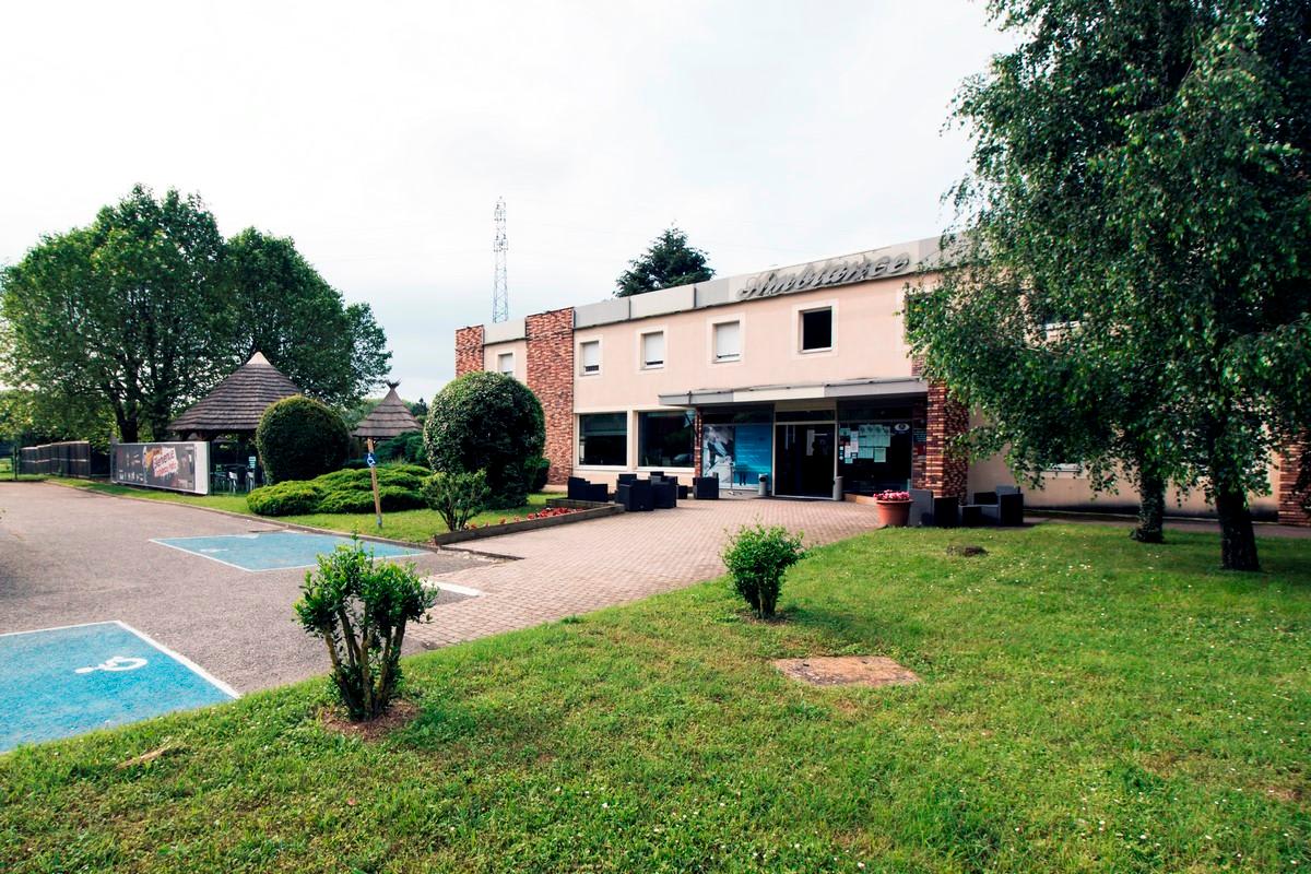 Logis Hôtel Nova RENOVE - Villefranche sur Saône 1