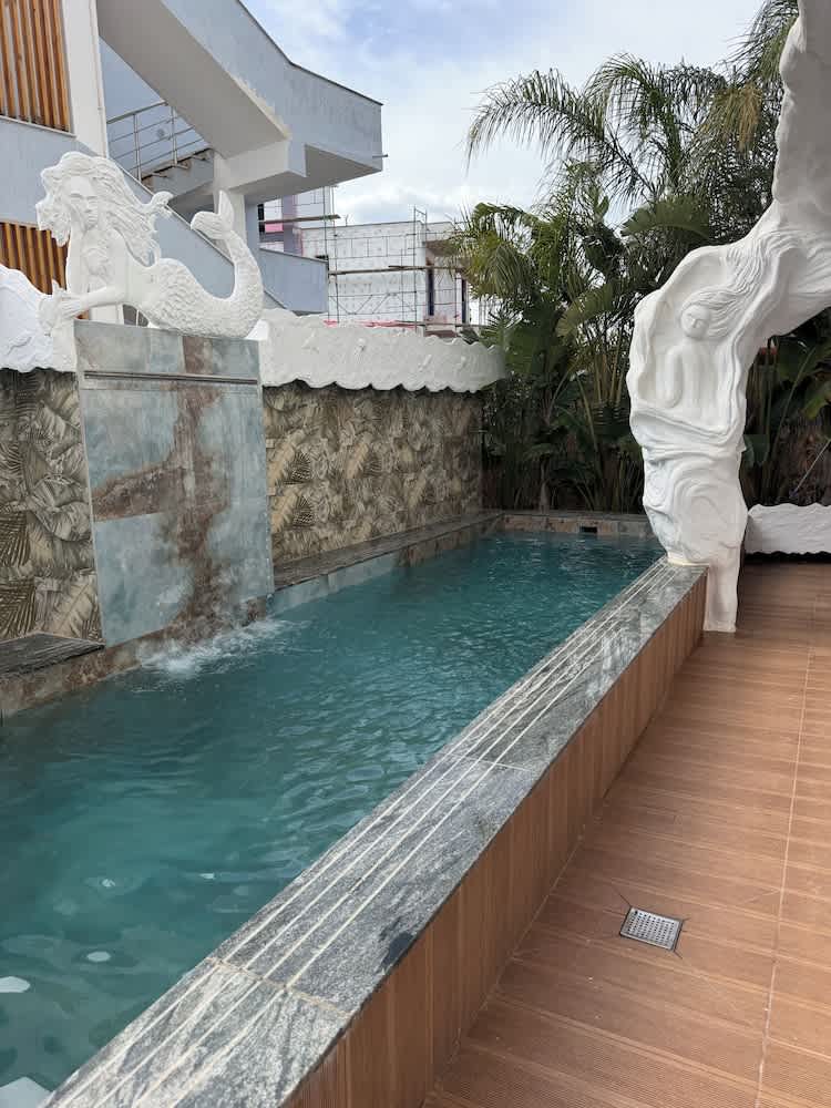Ilio Boutique Swim Up Rooms 1
