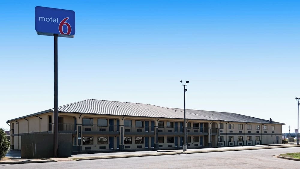 Motel 6 Prattville AL 1