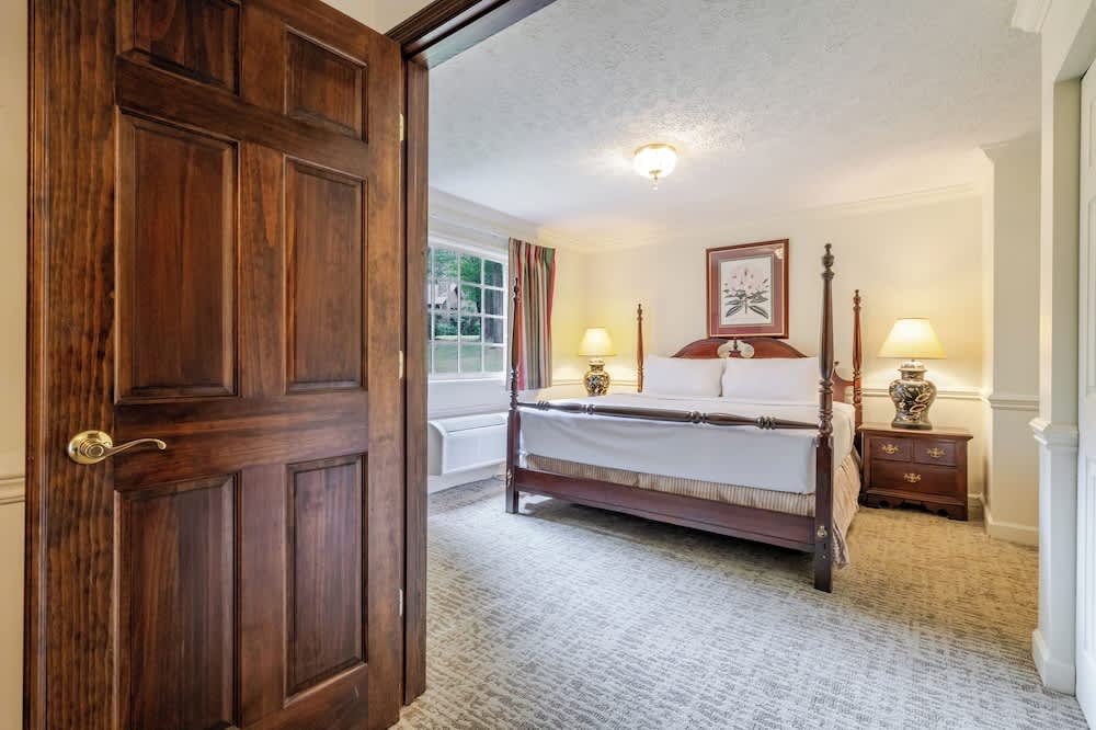 Dillard House 1