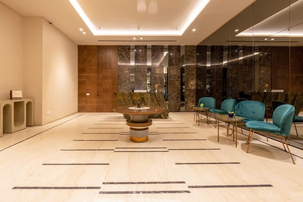 Golden Tulip Gurugram , Sector - 80 2